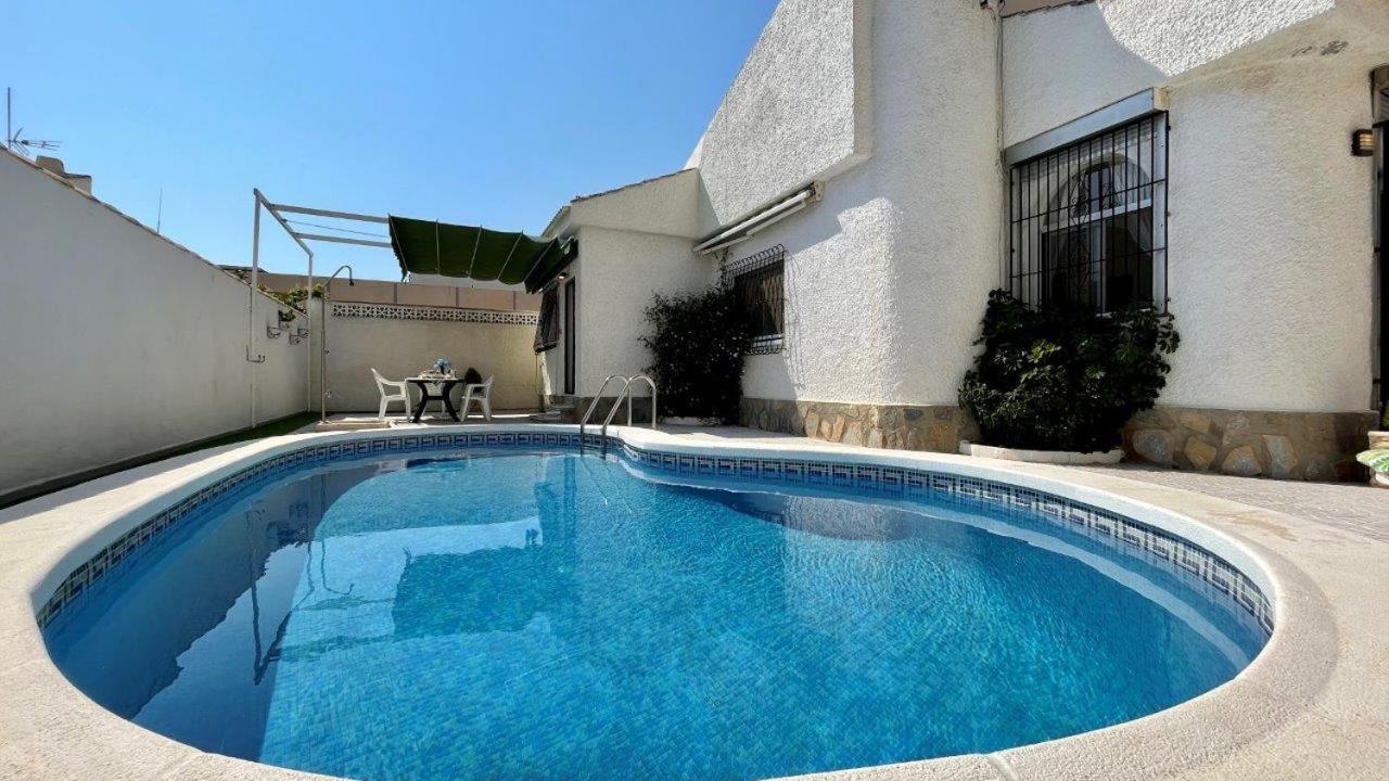 Villa Playa Mil Palmeras Campoamor Bagian luar foto