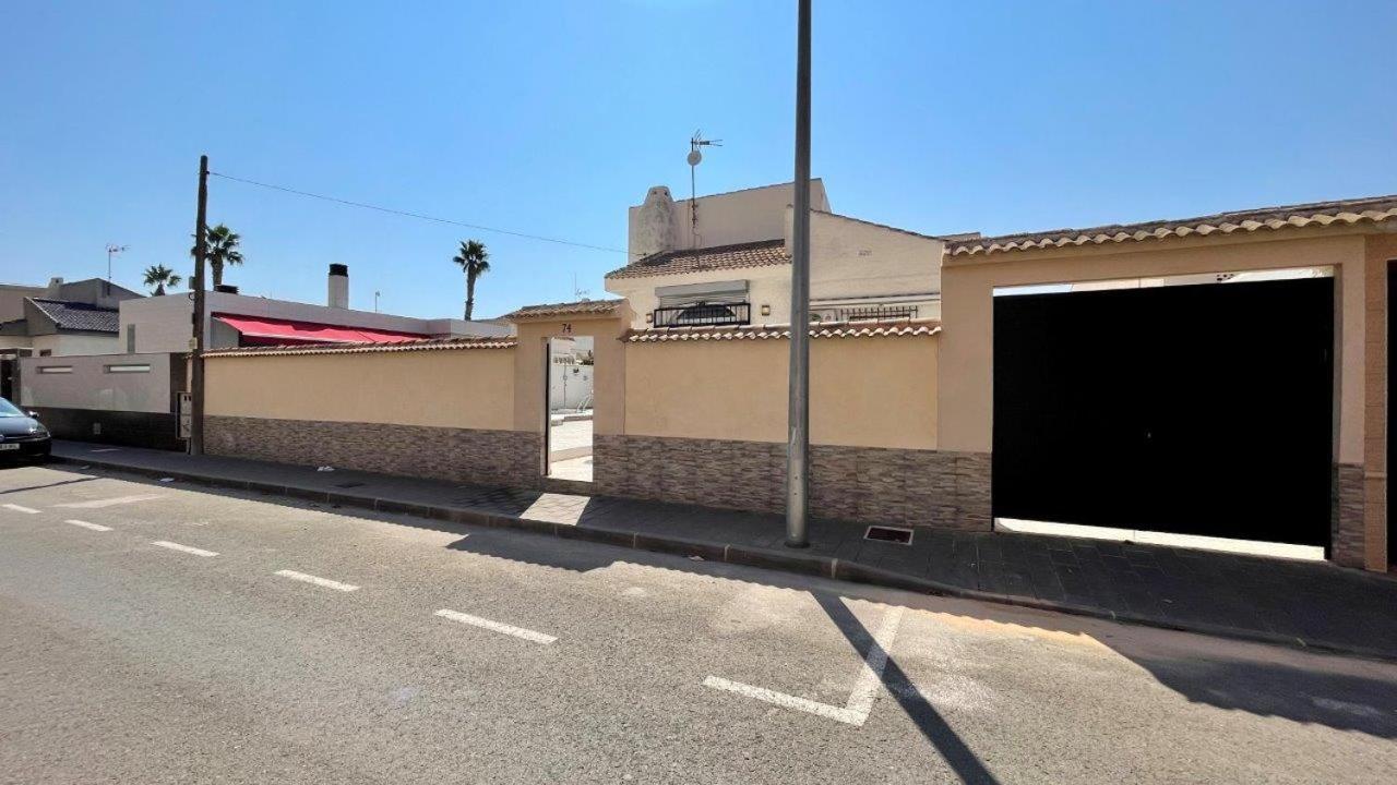 Villa Playa Mil Palmeras Campoamor Bagian luar foto